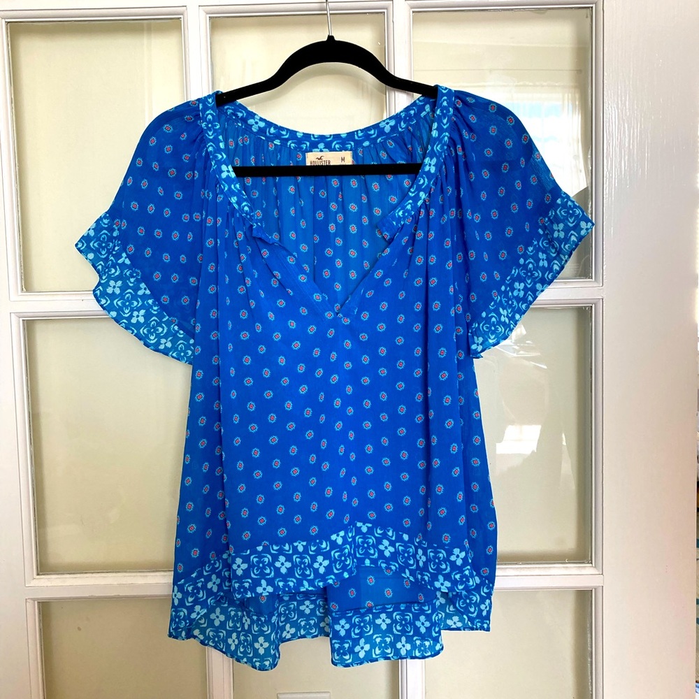 Hollister Peasant Top - M